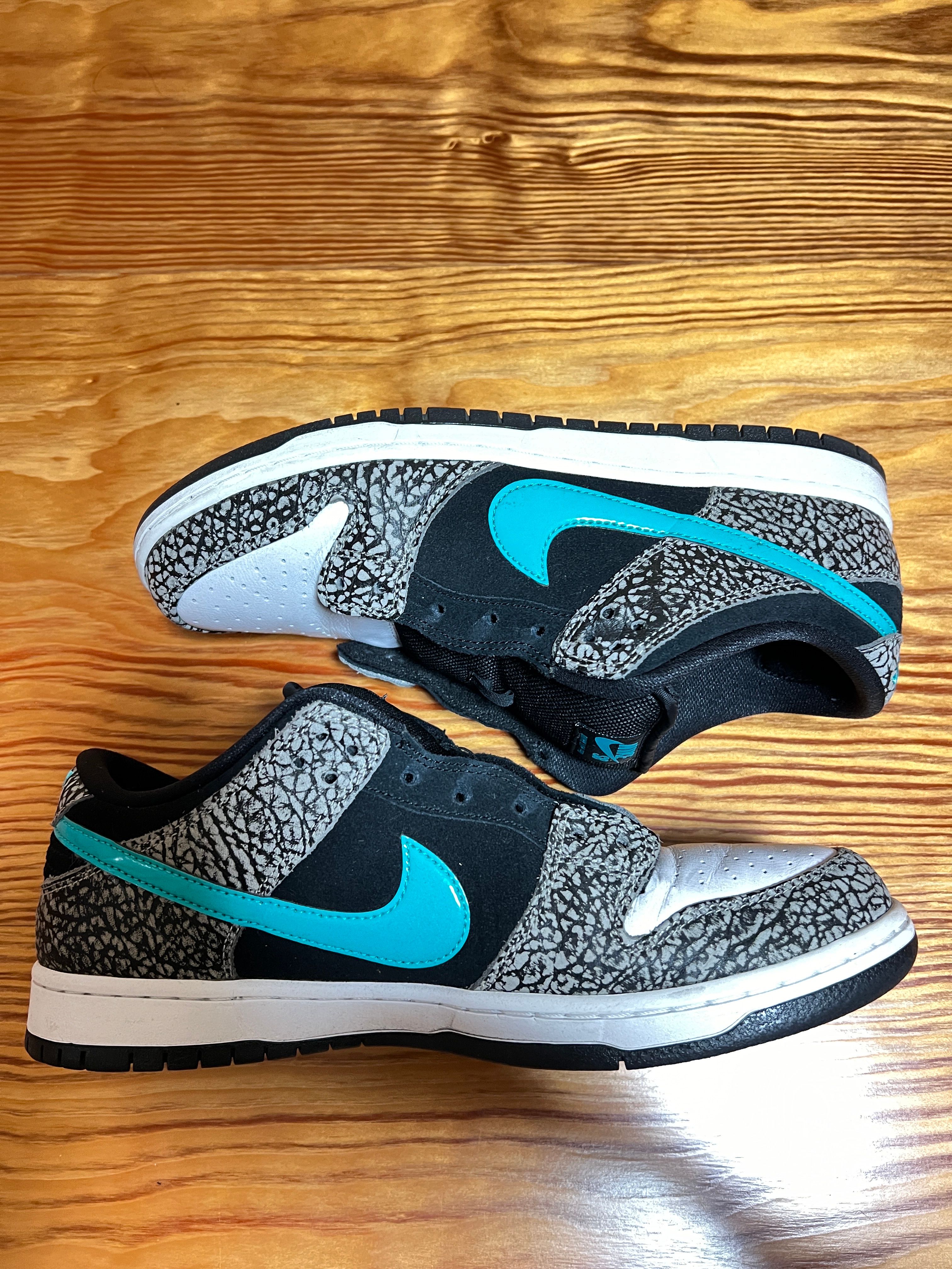 Nike SB Dunk Low "Elephant/Safari"
