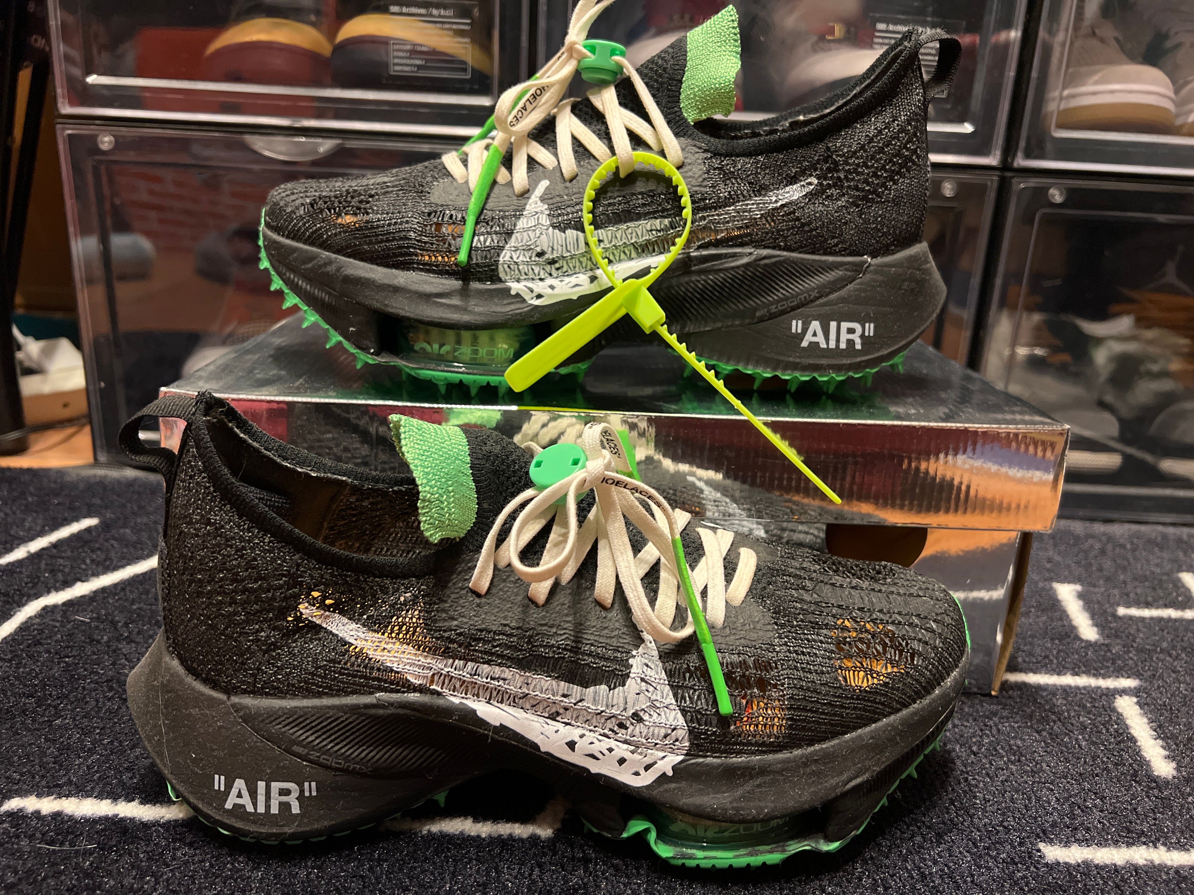 Off-White × Nike Air Zoom Tempo Next% Flyknit "Black"