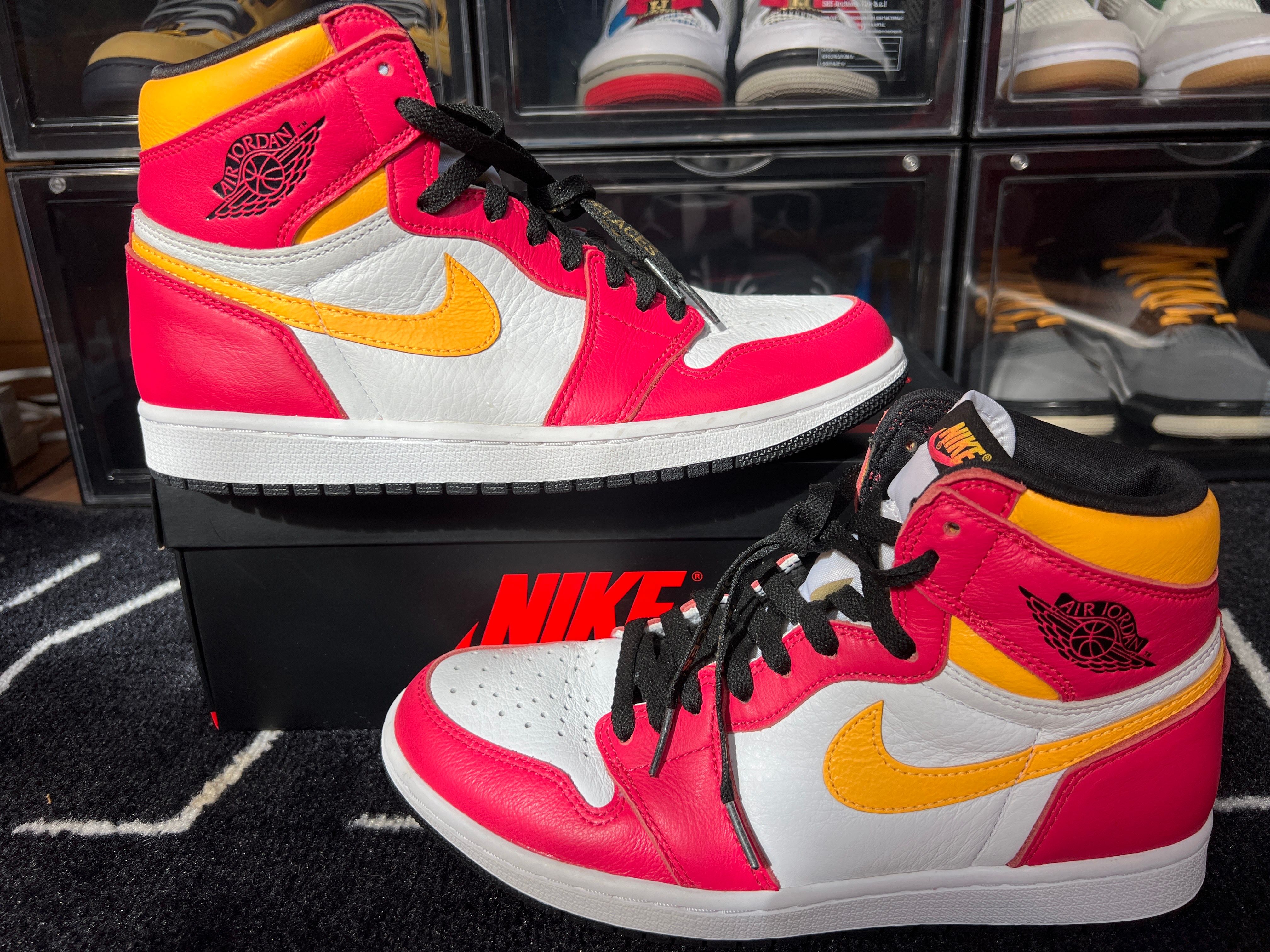 Nike Air Jordan 1 High OG "Light Fusion Red"