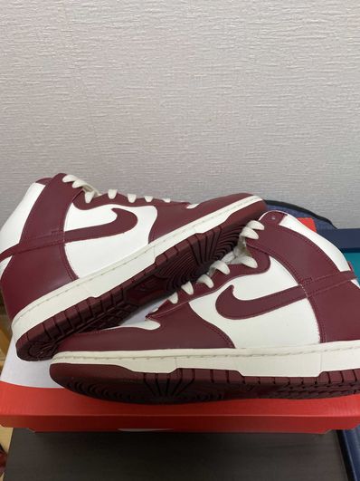 NIKE Women's DUNK HIGH "TEAM RED"