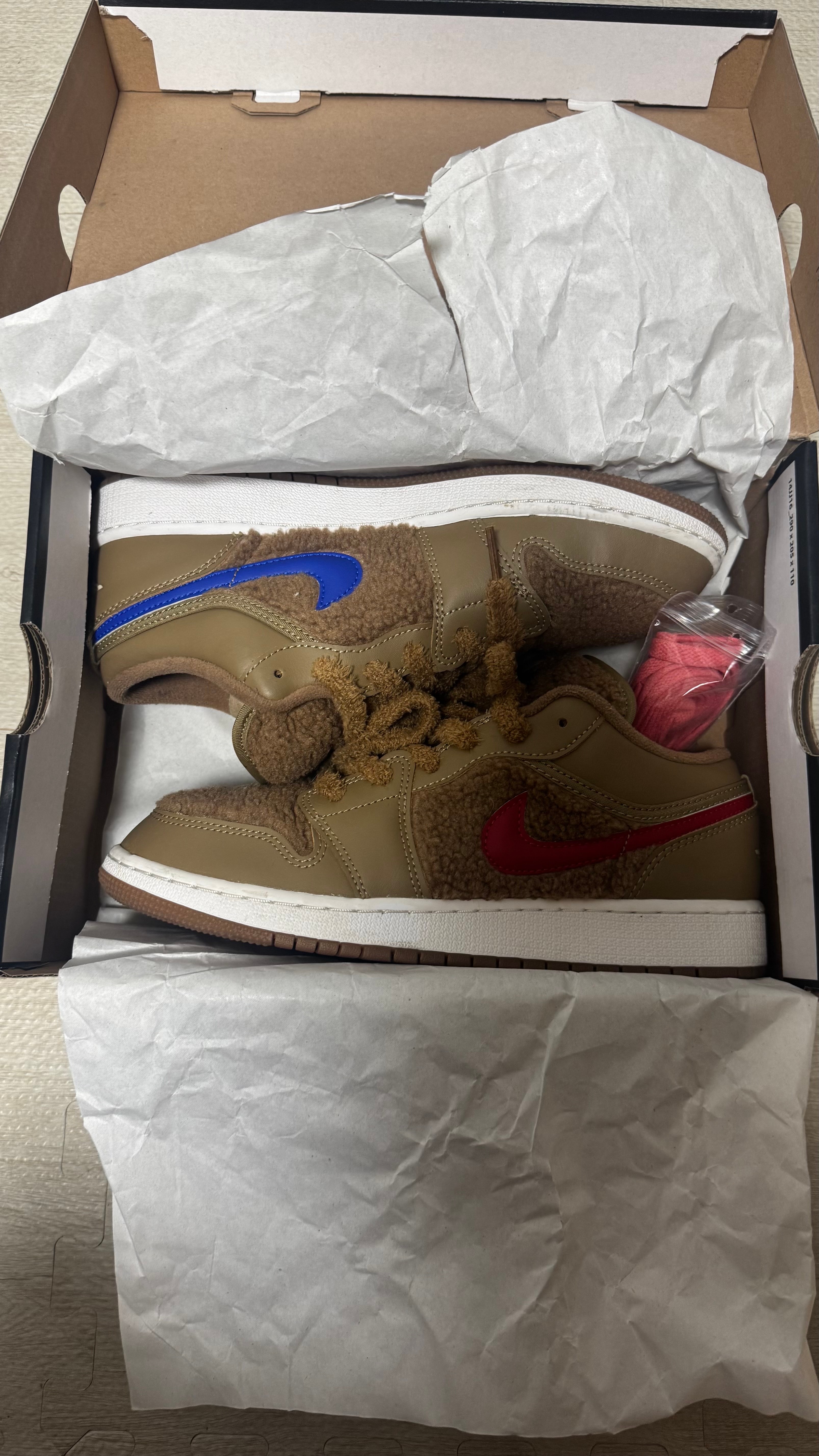 Nike GS Air Jordan 1 Low Utility "Teddy Bear"