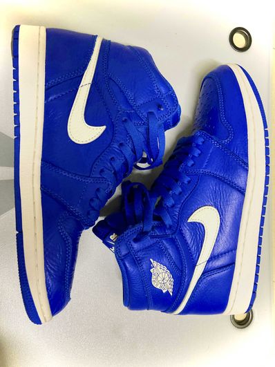 NIKE AIR JORDAN 1 RETRO HIGH "HYPER ROYAL"