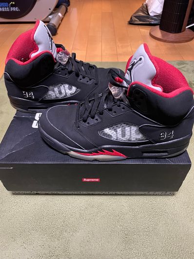 Supreme × Nike Air Jordan 5 Retro "Black"