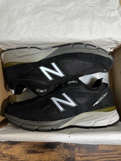 KITH × New Balance 990V4 "Black"