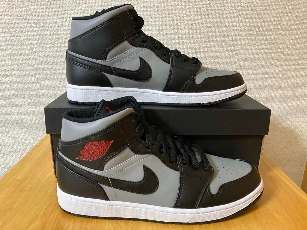 Nike Air Jordan 1 Mid "Shadow"