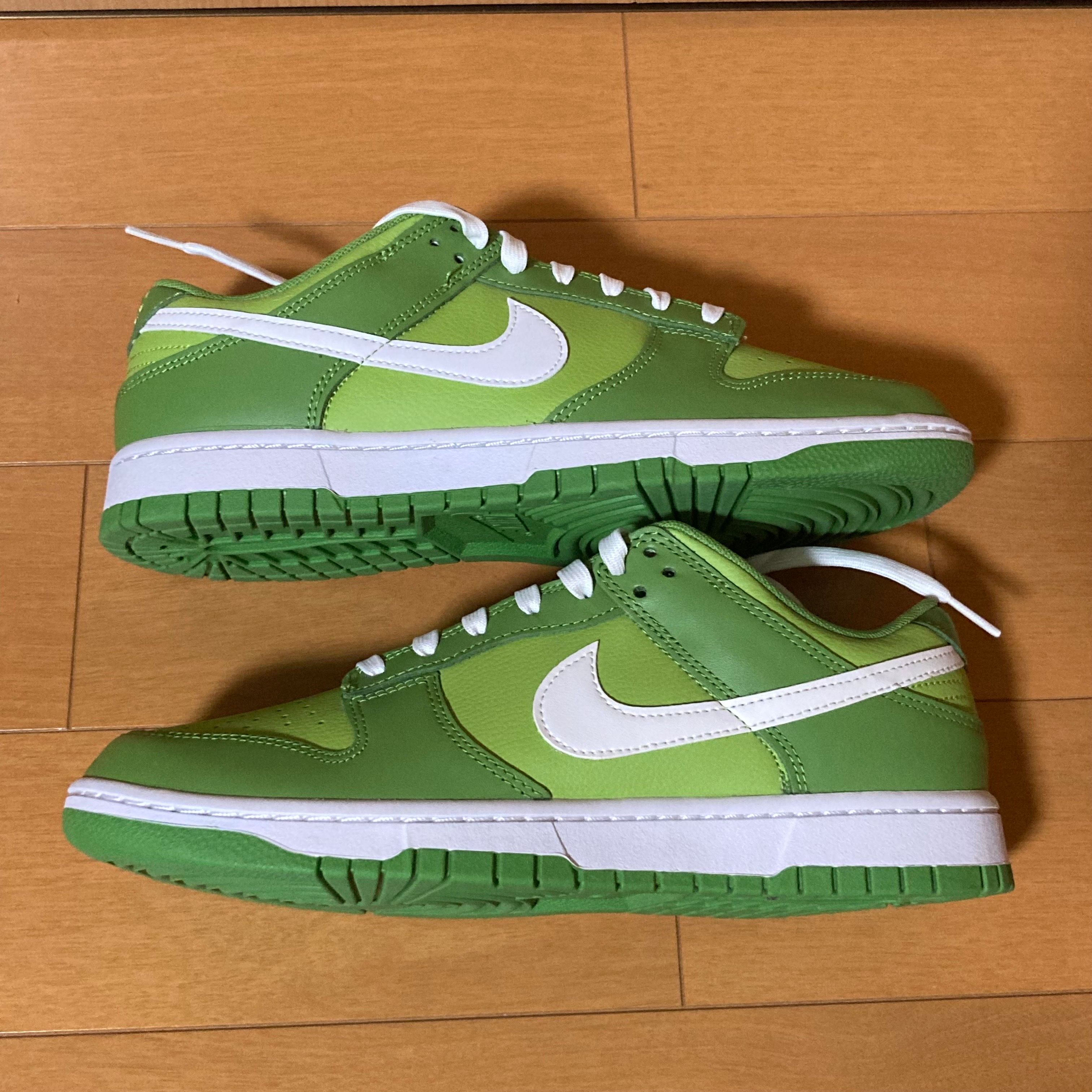 Nike Dunk Low "Chlorophyll/White/Vivid Green"