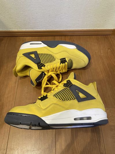 Nike Air Jordan 4 "Tour Yellow"