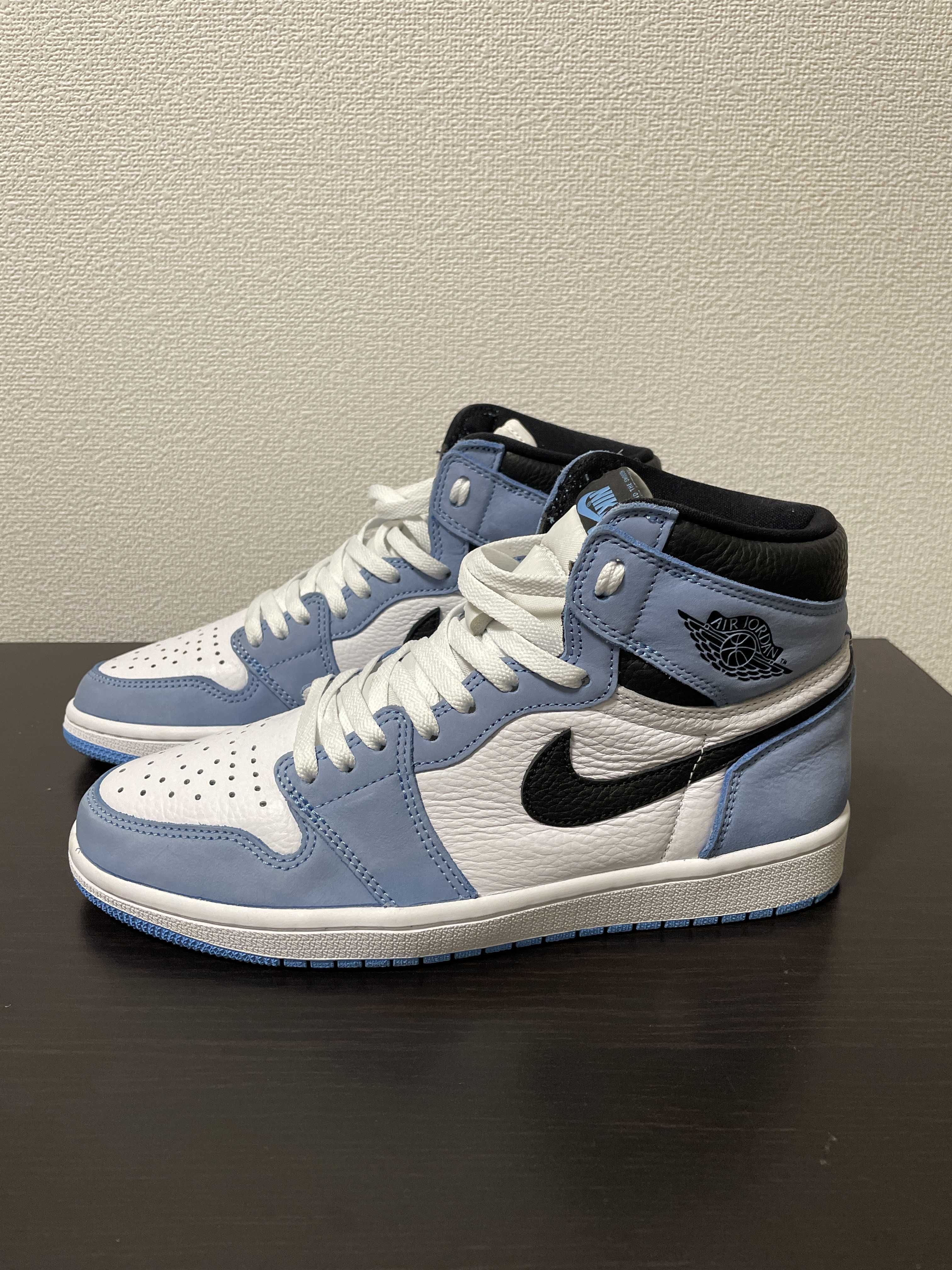 Nike Air Jordan 1 High OG "University Blue"