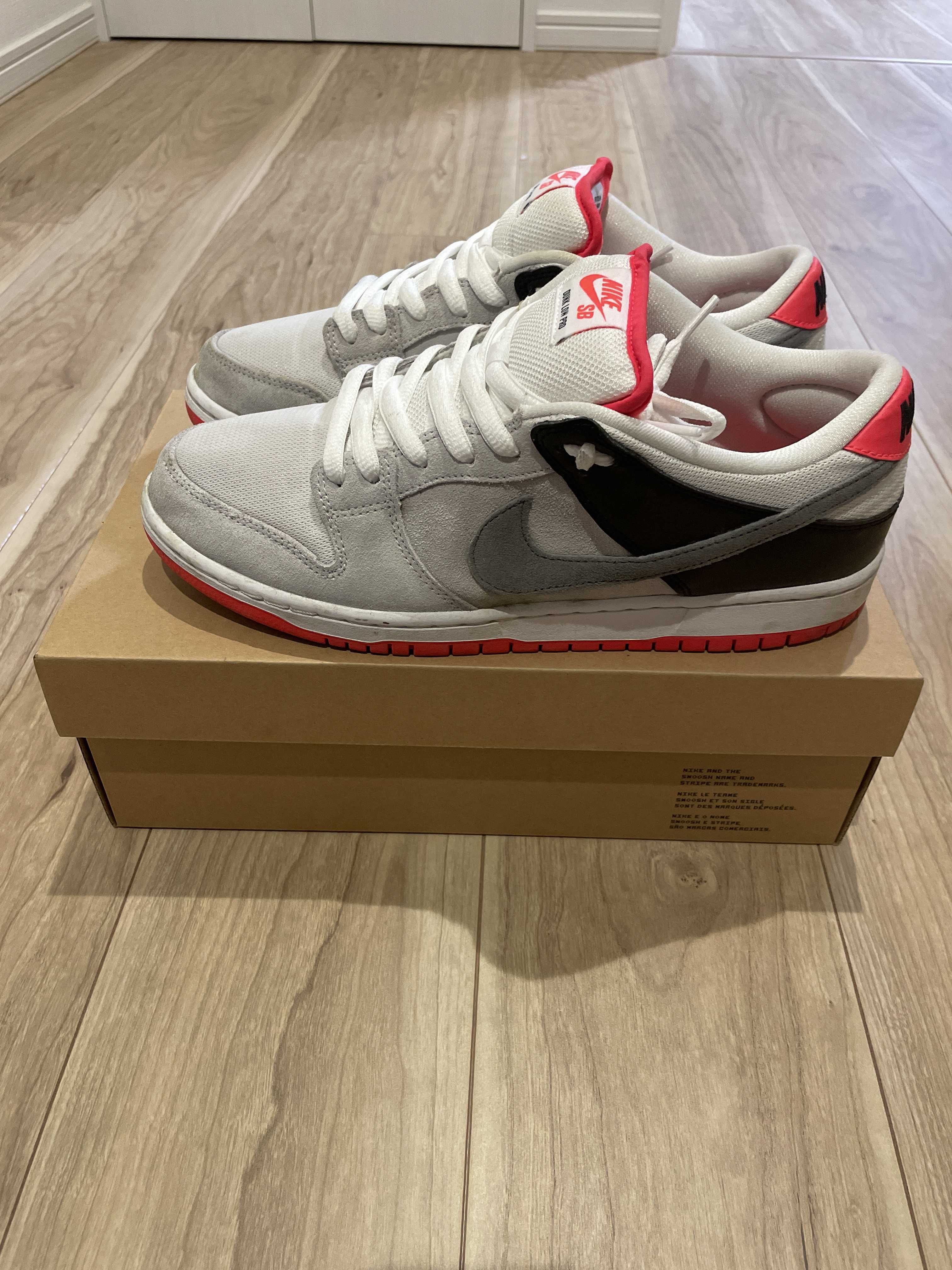 Nike SB Dunk Low "Infrared"