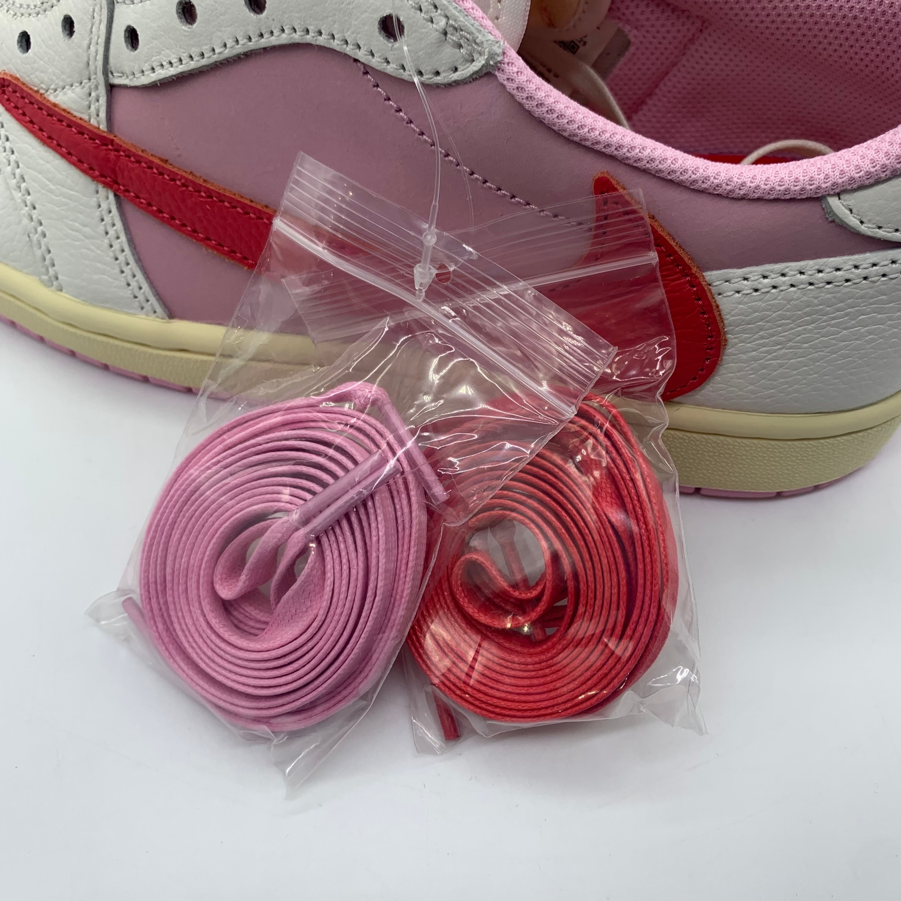 Travis Scott × Nike Air Jordan 1 Retro Low OG "Sail/Tropical Pink"