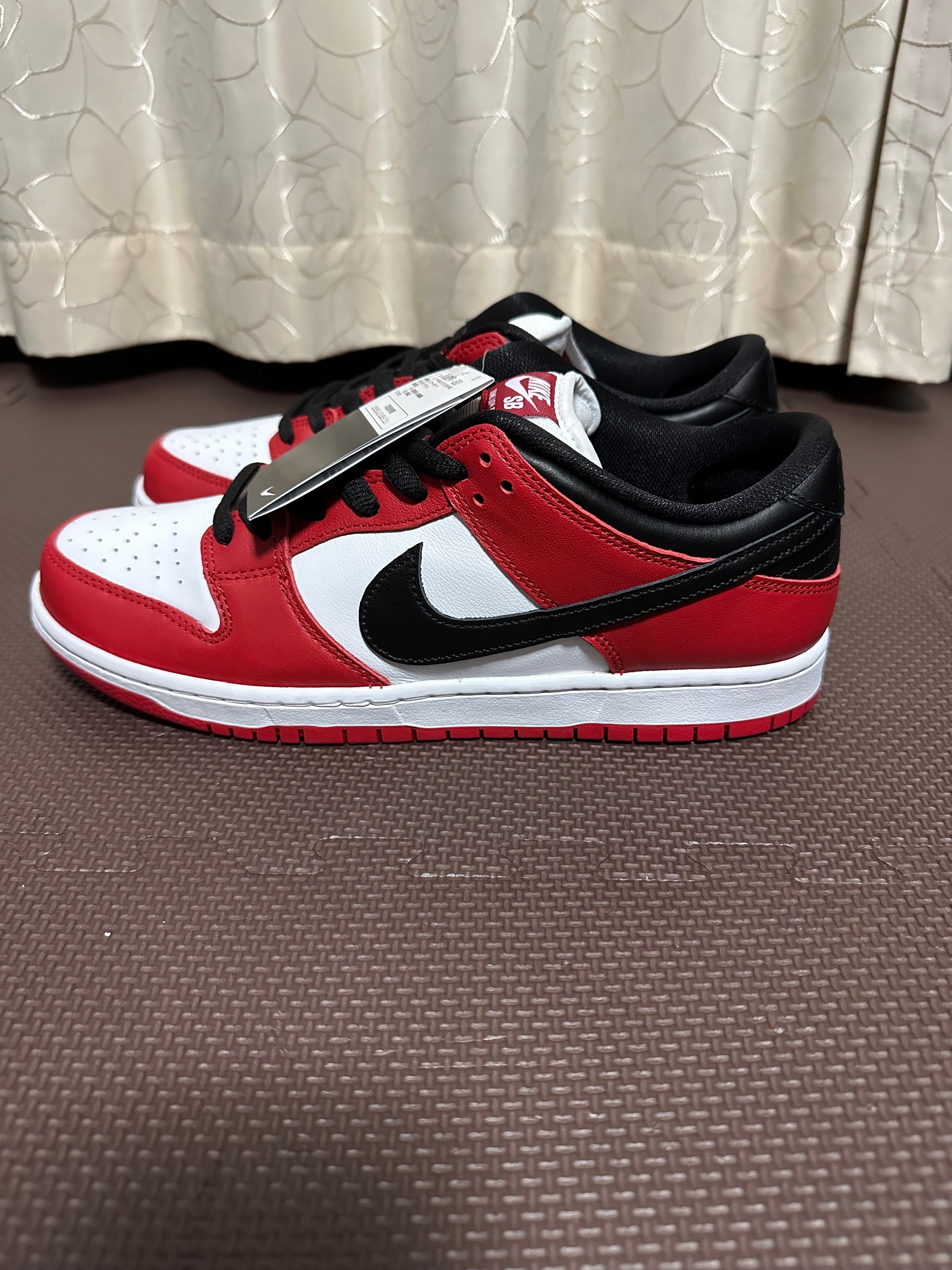 Nike SB Dunk Low Pro "J-Pack Chicago/Varsity Red and White"