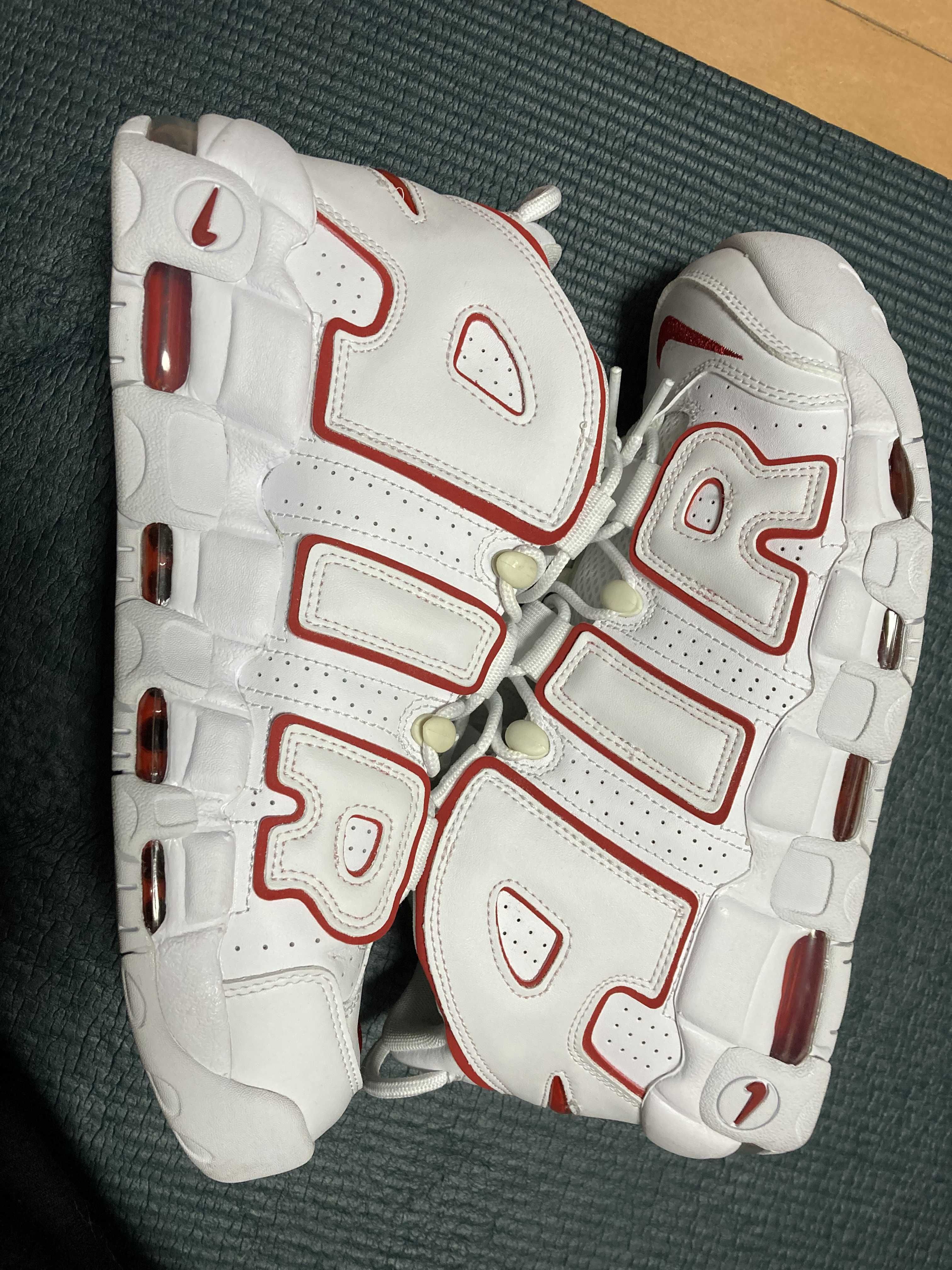 NIKE AIR MORE UPTEMPO "WHITE/VARSITY RED" (2021)