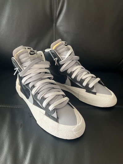 sacai × NIKE BLAZER MID "BLACK/WOLF GREY/WHITE"