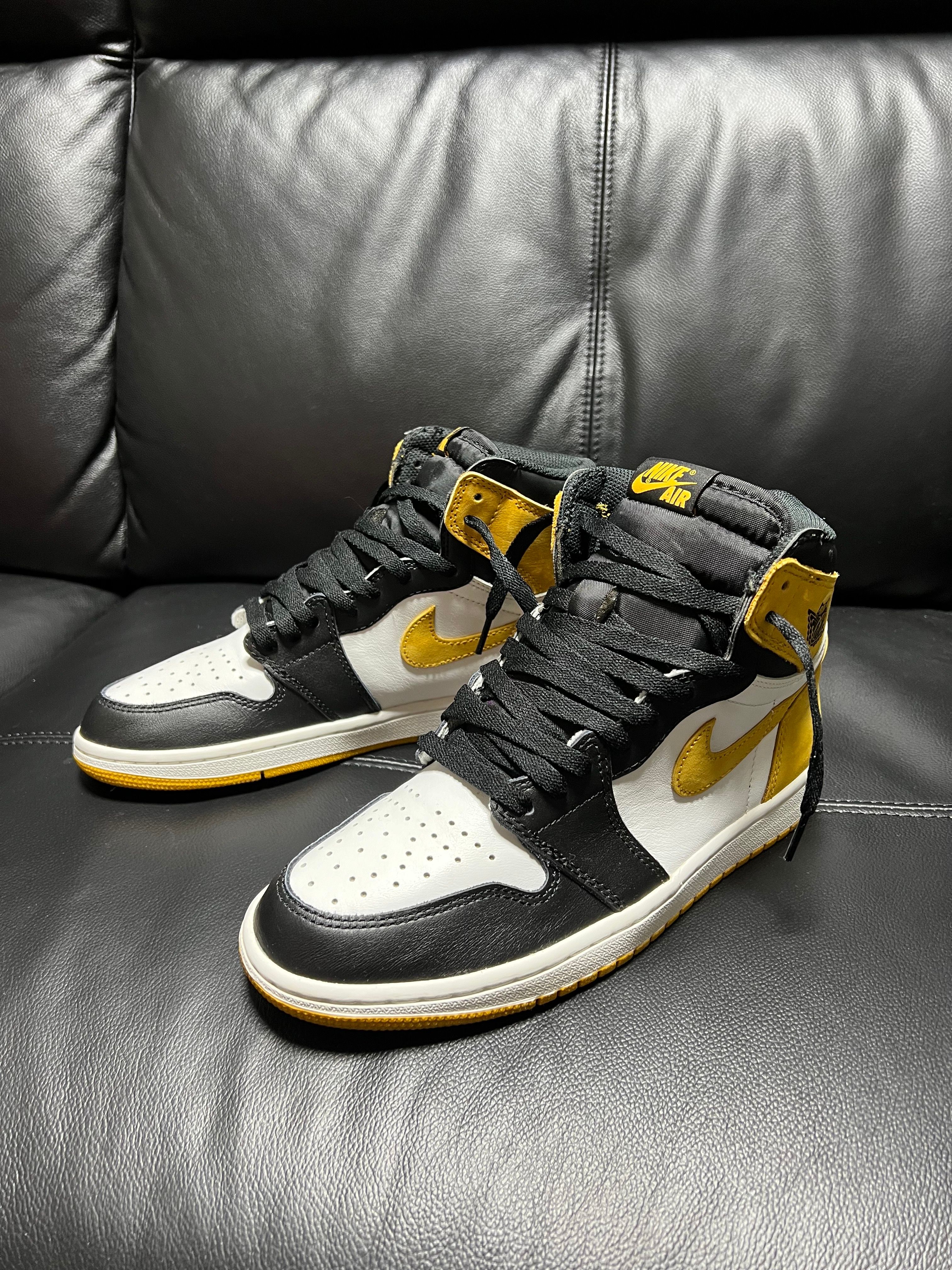 Nike Air Jordan 1 Retro High OG "Black Toe/Yellow Ochre"