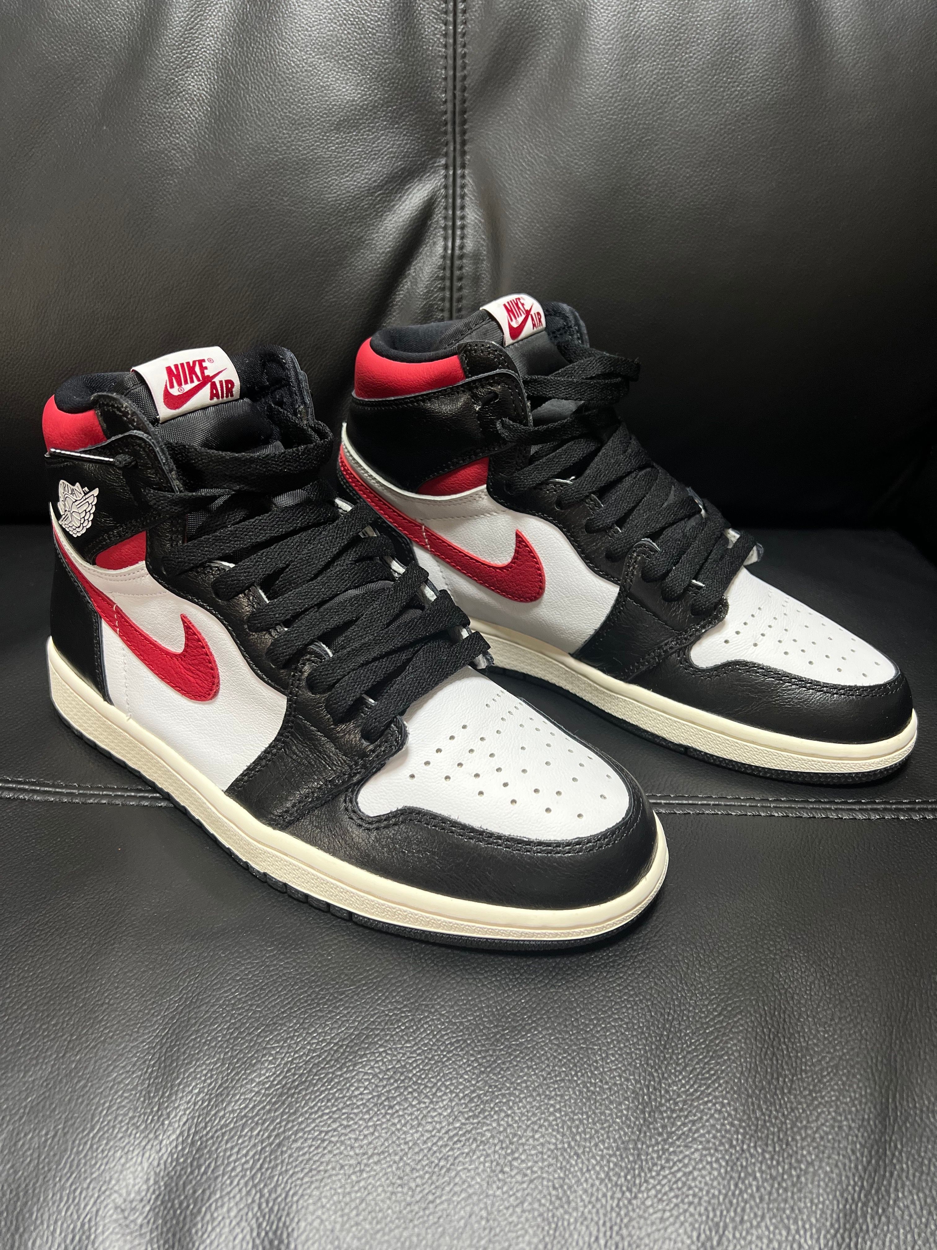 Nike Air Jordan 1 Retro High "Black/White/Sail/Gym Red"