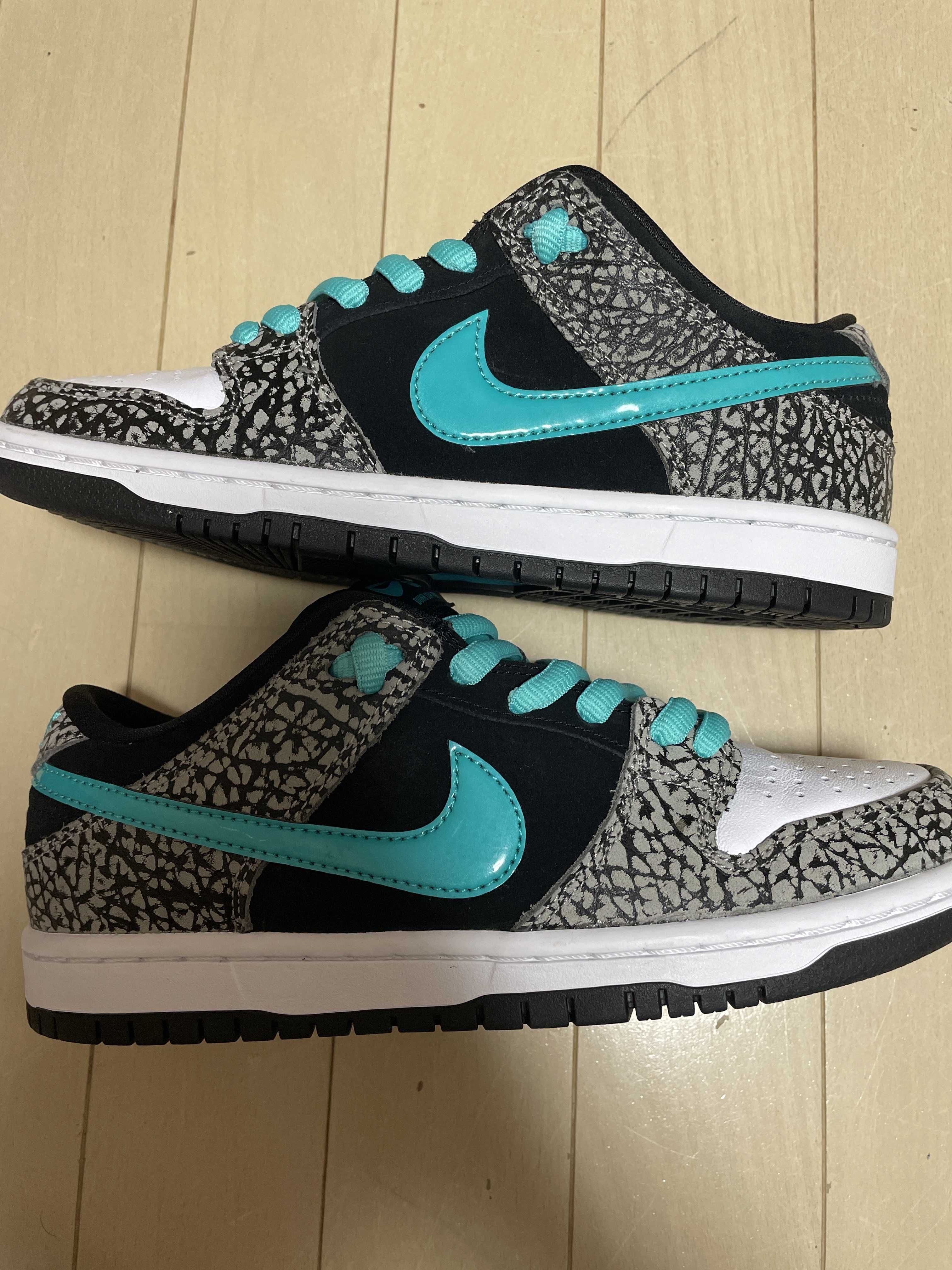 Nike SB Dunk Low "Elephant/Safari"