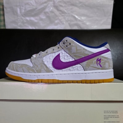 Rayssa Leal × Nike SB Dunk Low PRM "Pure Platinum and Vivid Purple"