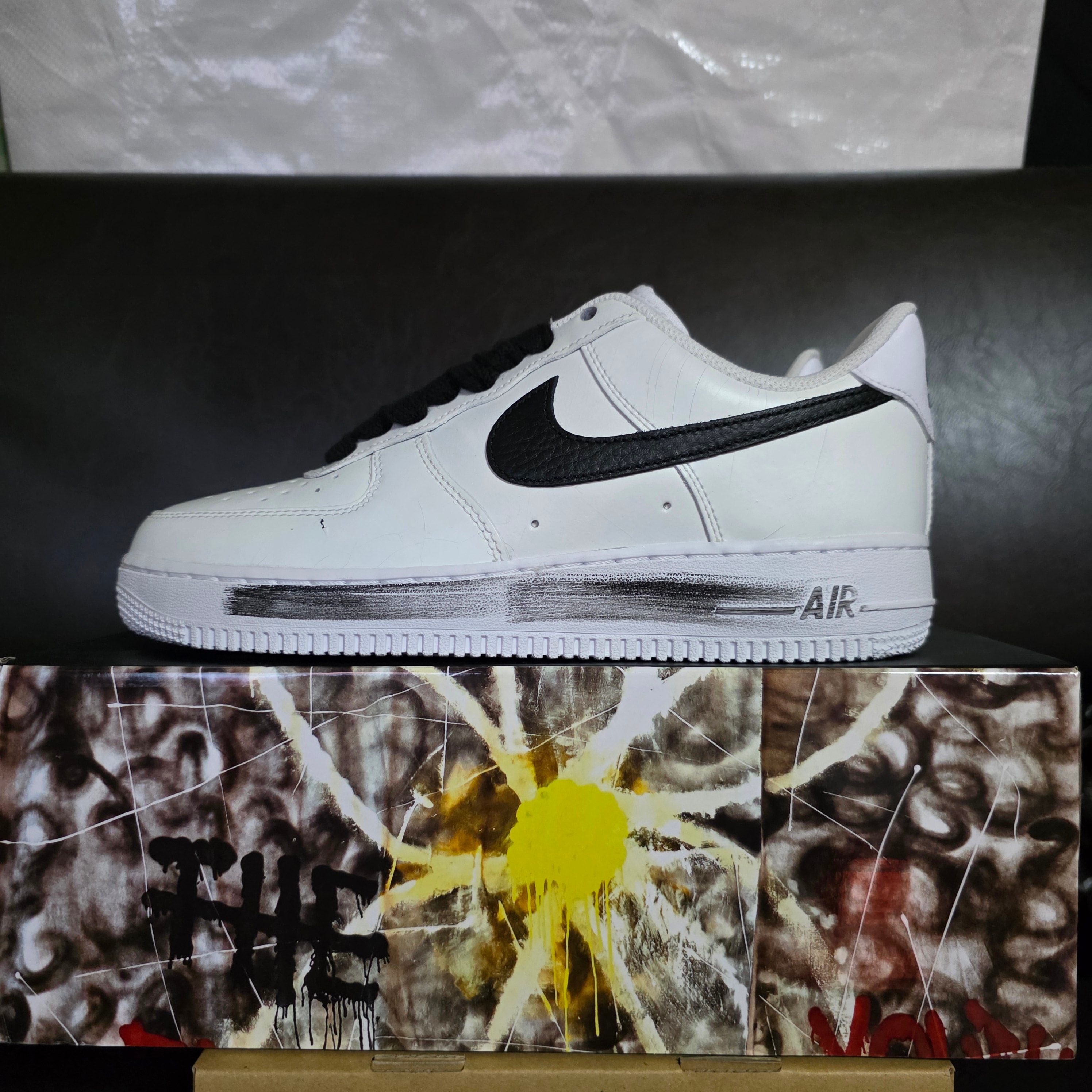 PEACEMINUSONE × Nike Air Force 1 Low "Para-noise/White/Black" / G-DRAGON