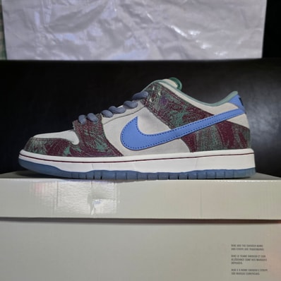 Crenshaw Skate Club × Nike SB Dunk Low PRO QS "Sail/Light Blue-Cedar"