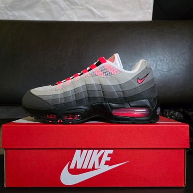 Nike Air Max 95 OG Big Bubble "Medium Ash/Solar Red"