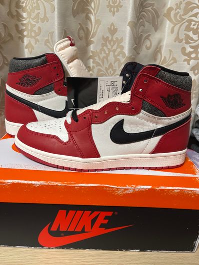 Nike Air Jordan 1 High OG "Lost & Found/Chicago"