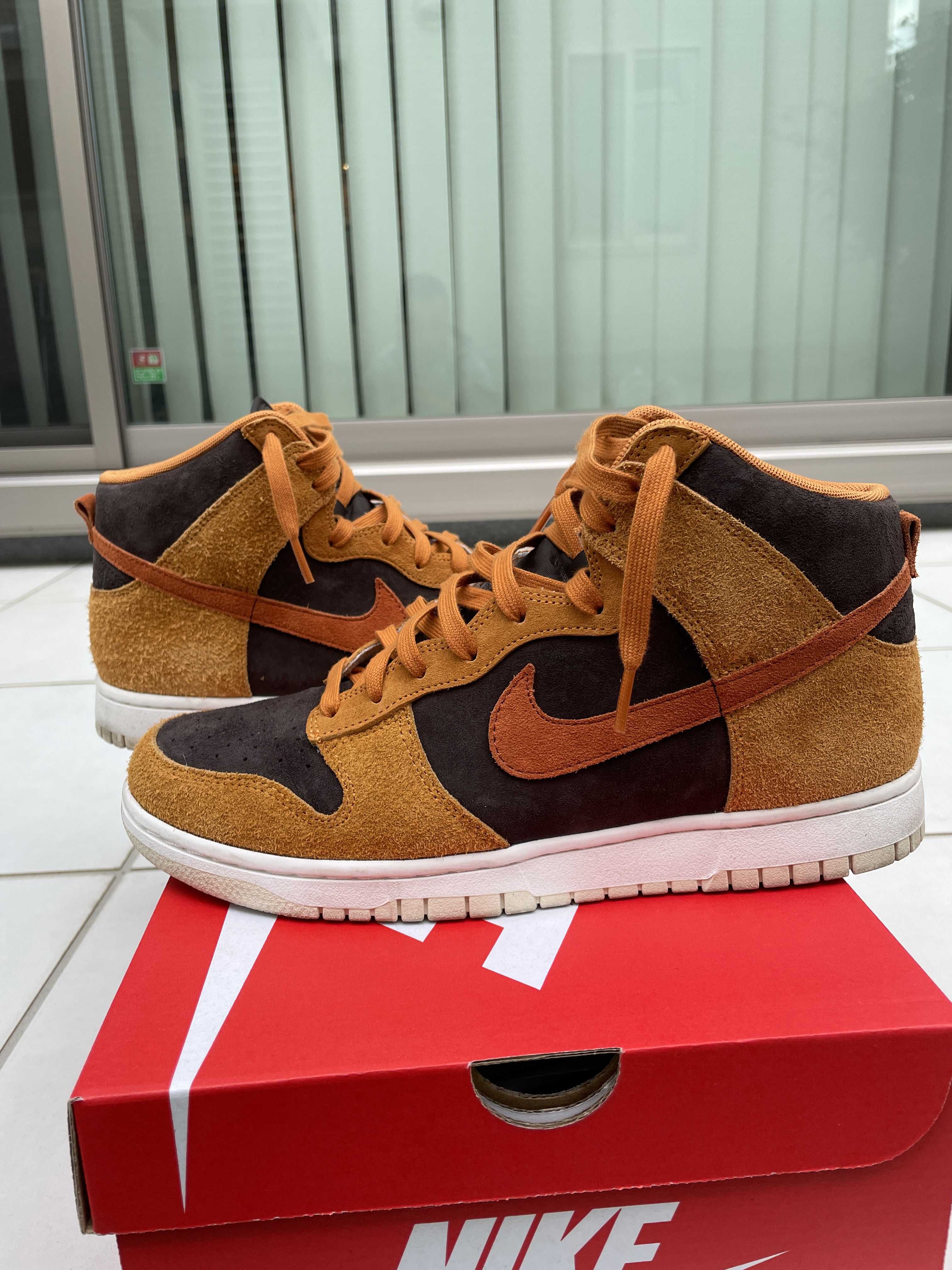NIKE DUNK HIGH PRM "DARK CURRY"