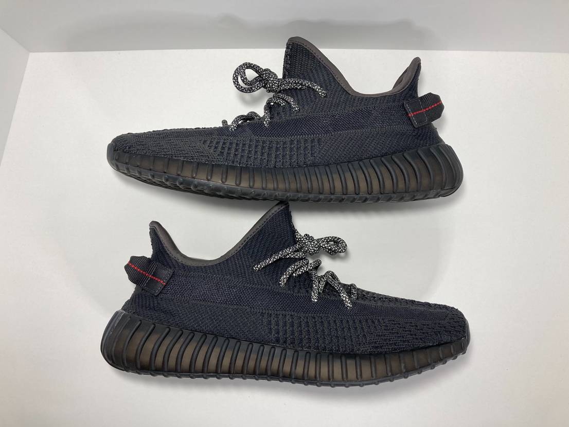adidas YEEZY Boost 350 V2 "Black"