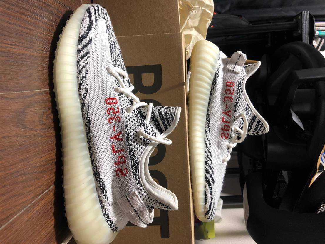 adidas YEEZY Boost 350 V2 "Zebra"