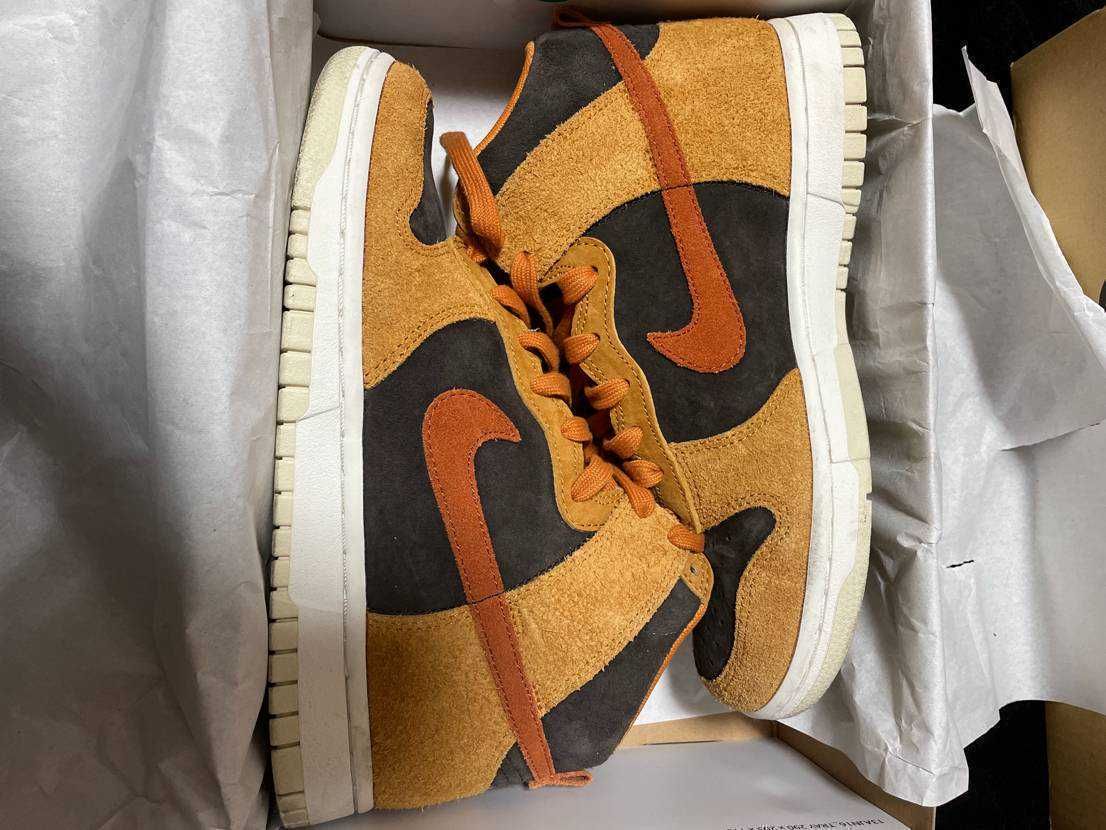 NIKE DUNK HIGH PRM "DARK CURRY"