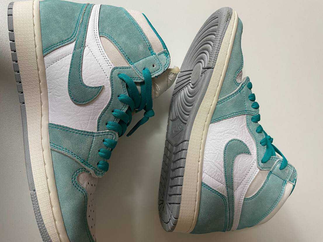Nike Air Jordan 1 Retro High OG "Turbo Green"
