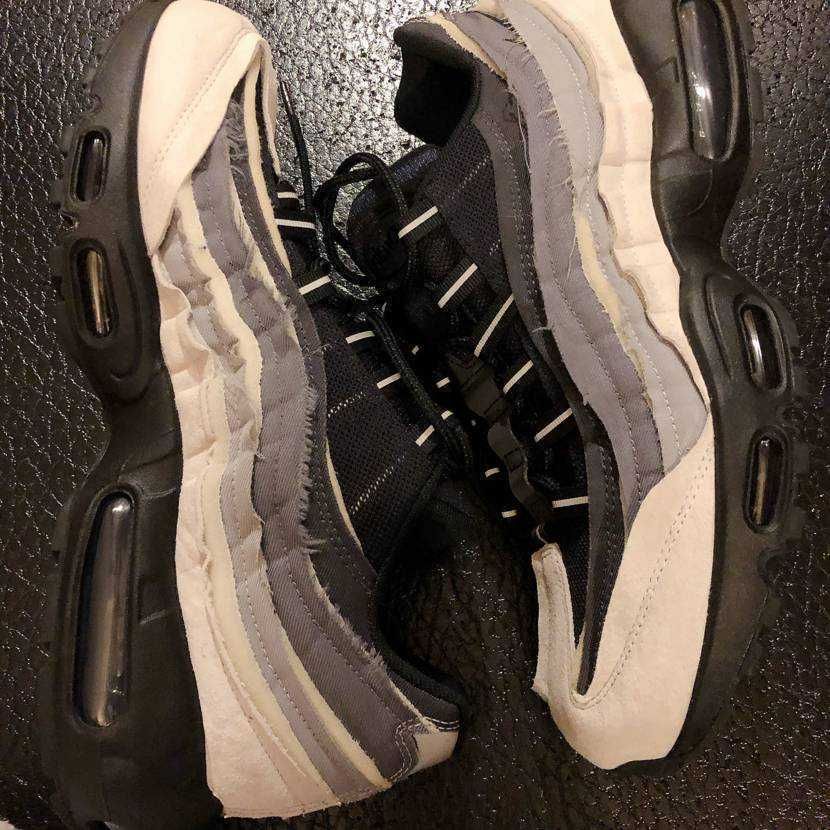 COMME des GARCONS × Nike Air Max 95 "Charcoal"