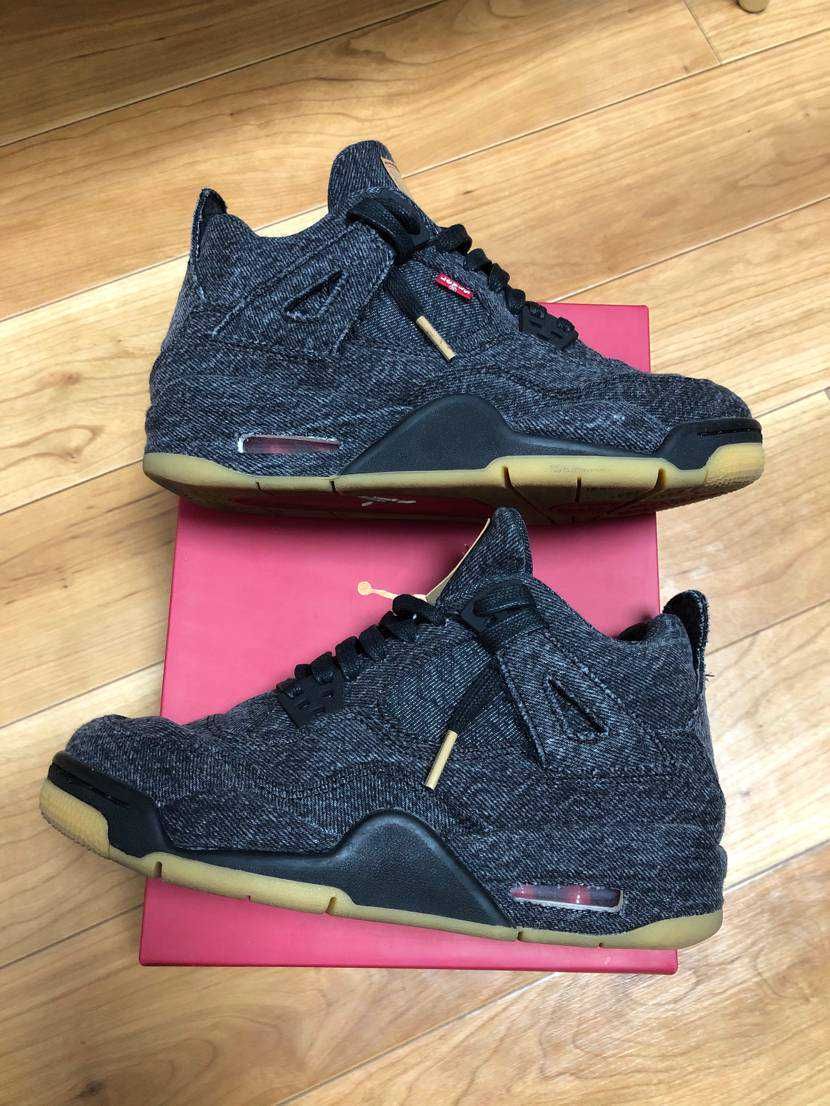 Nike × Levi's Air Jordan 4 "Black Denim" (Tag: LEVIS®)