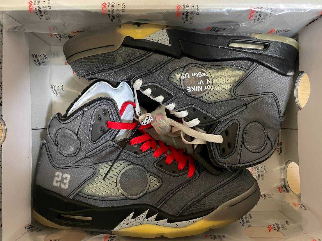Off-White × Nike Air Jordan 5 "Black/Muslin/Fire Red"