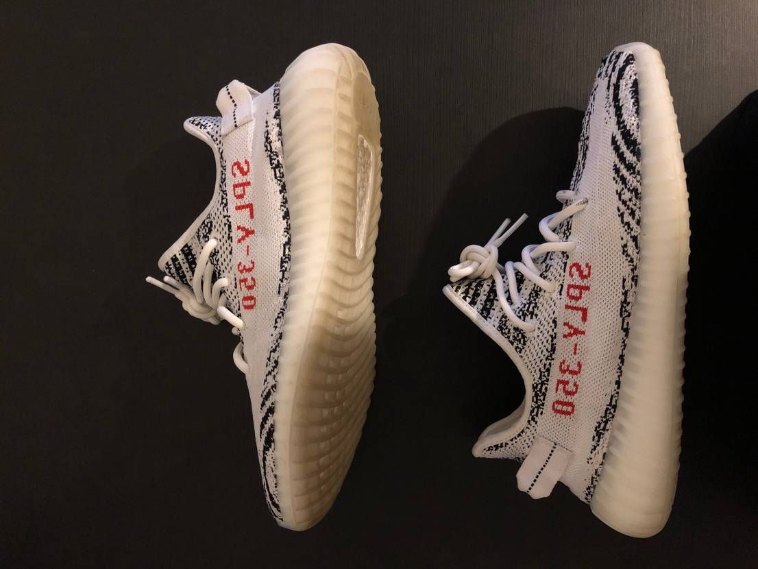 adidas YEEZY Boost 350 V2 "Zebra"