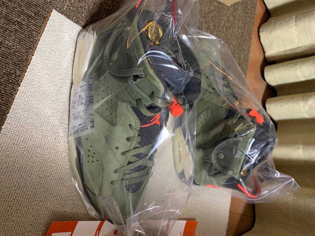 Travis Scott × Nike Air Jordan 6 Retro "Medium Olive"