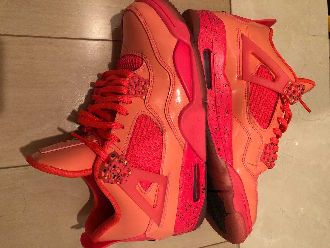 Nike Women's Air Jordan 4 Retro "Hot Punch"