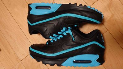 UNDEFEATED × Nike Air Max 90 "Black/Blue"
