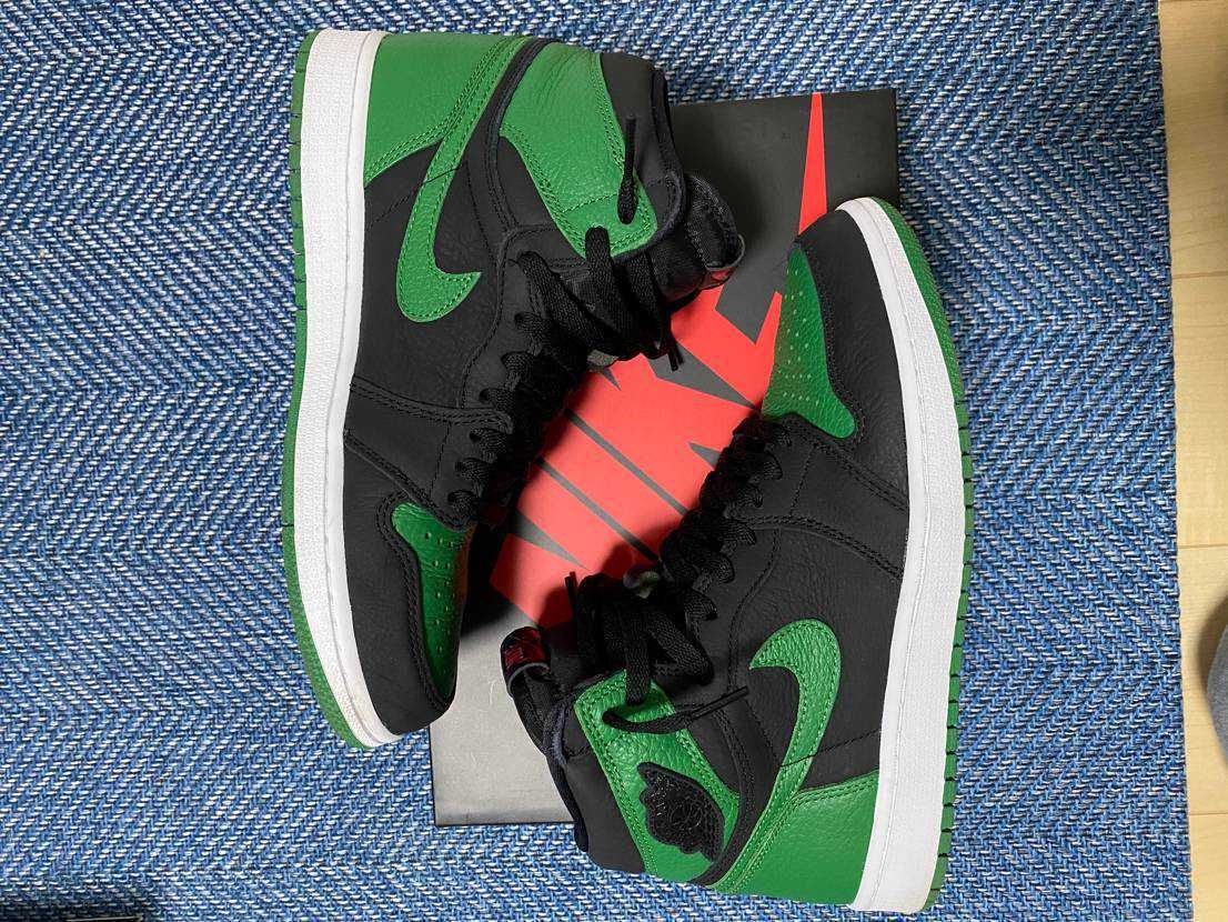 Nike Air Jordan 1 Retro High OG "Black/Pine Green" (2020)      