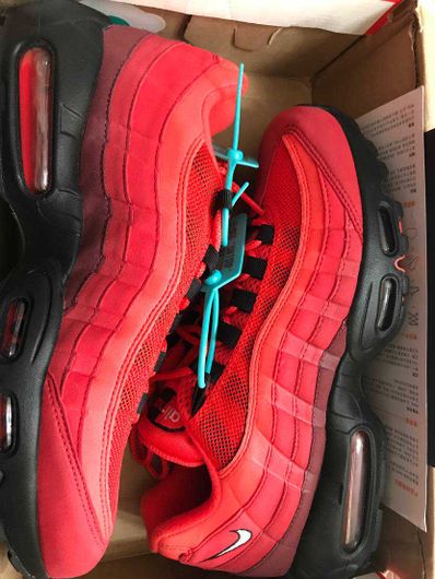 Nike Air Max 95 OG "Habanero Red"