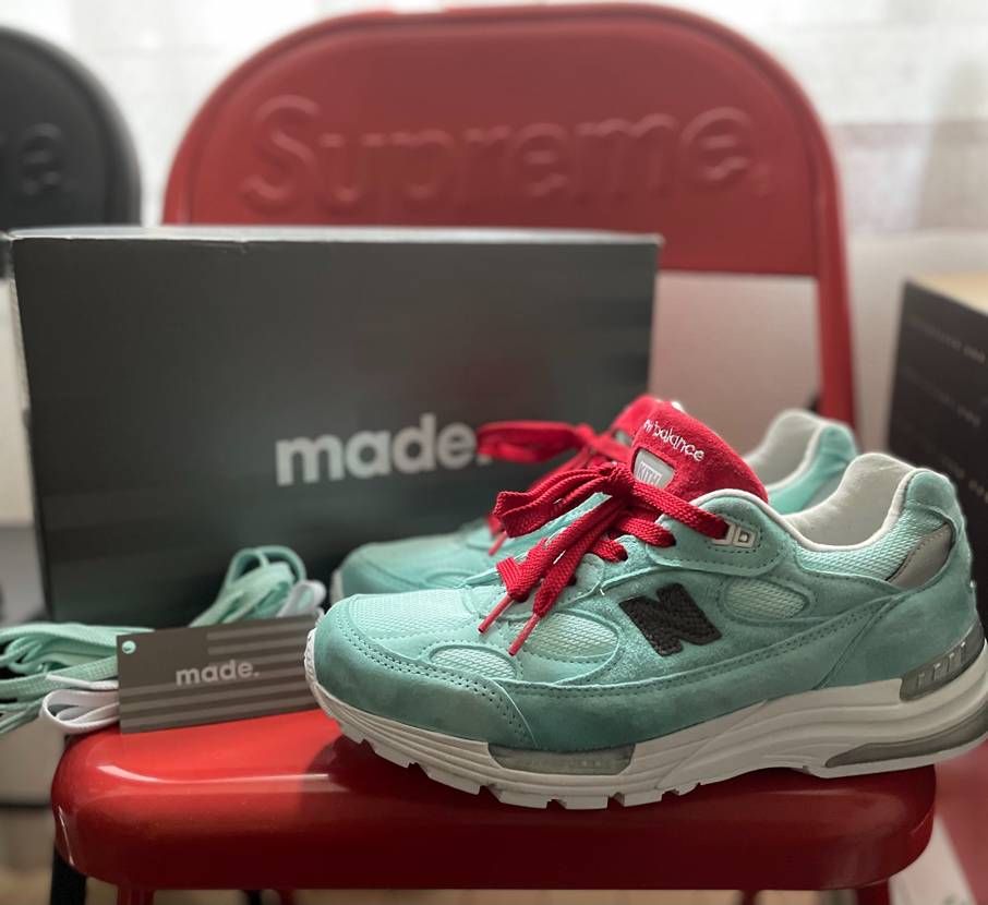 KITH × New Balance 992 Kithmas "Teal/Gray"