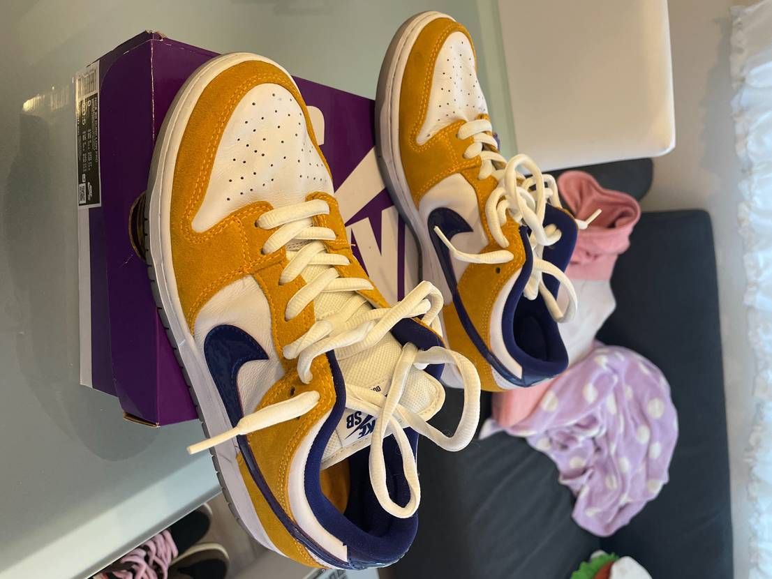 Nike SB Dunk Low "Laser Orange"