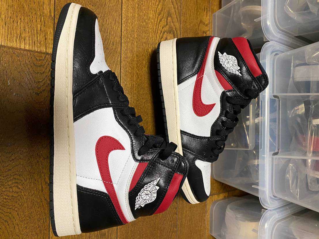 Nike Air Jordan 1 Retro High "Black/White/Sail/Gym Red"