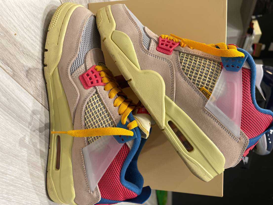 UNION × Nike Air Jordan 4 SP "Guava Ice/Light Fusion Red"