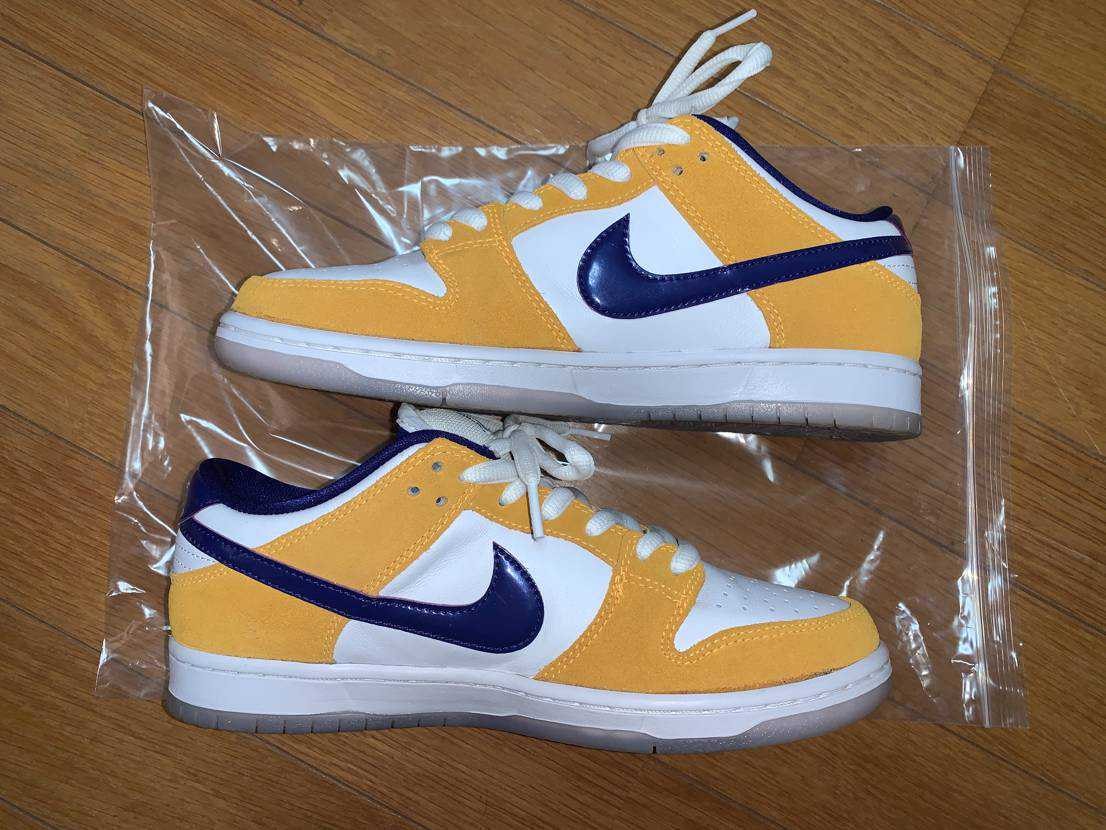 Nike SB Dunk Low "Laser Orange"