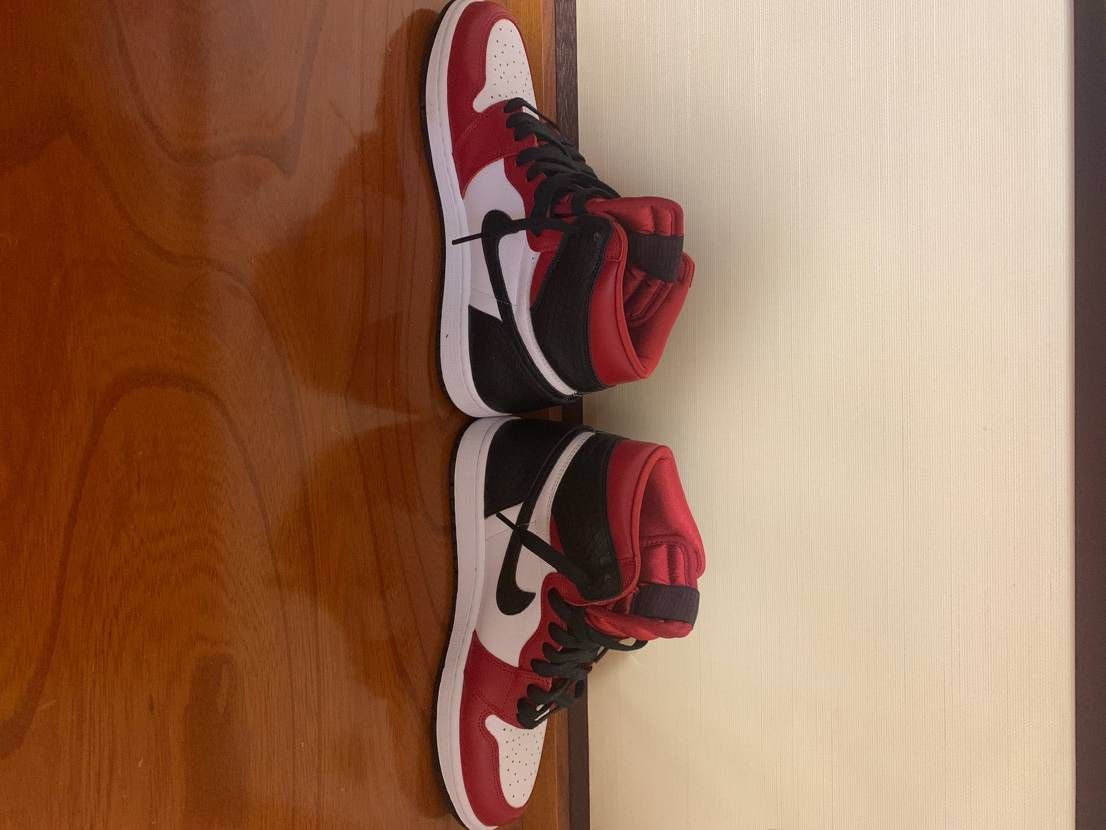 Nike Women's Air Jordan 1 High OG "Satin Red"