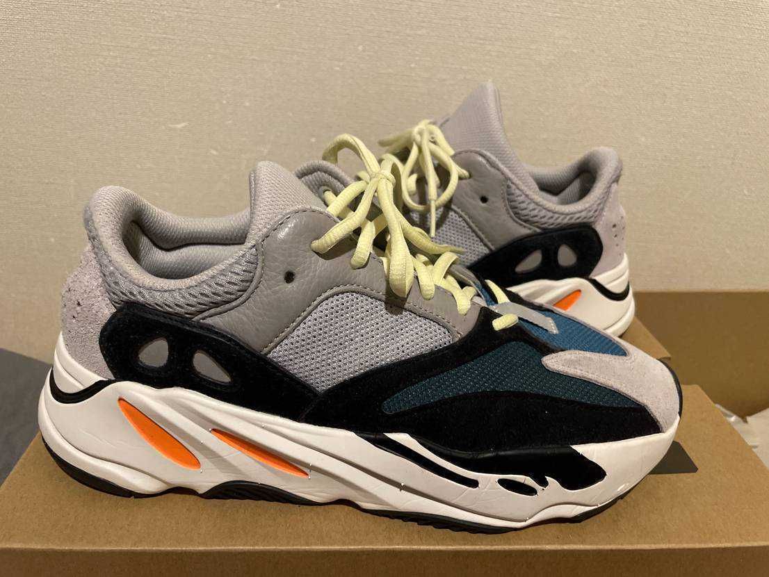 adidas YEEZY Boost 700 "Wave Runner"