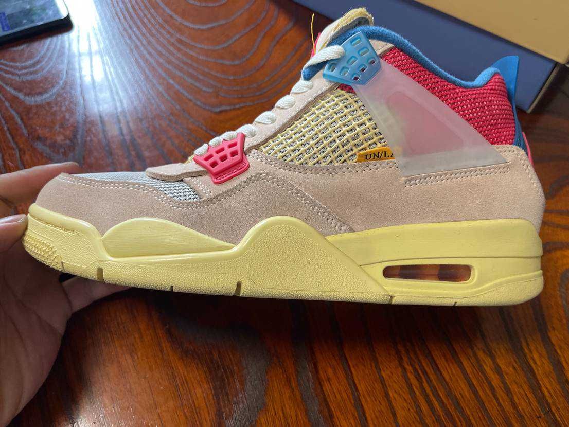 UNION × Nike Air Jordan 4 SP "Guava Ice/Light Fusion Red"