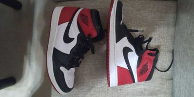 Nike Air Jordan 1 Retro High OG "Black Toe"(2016)