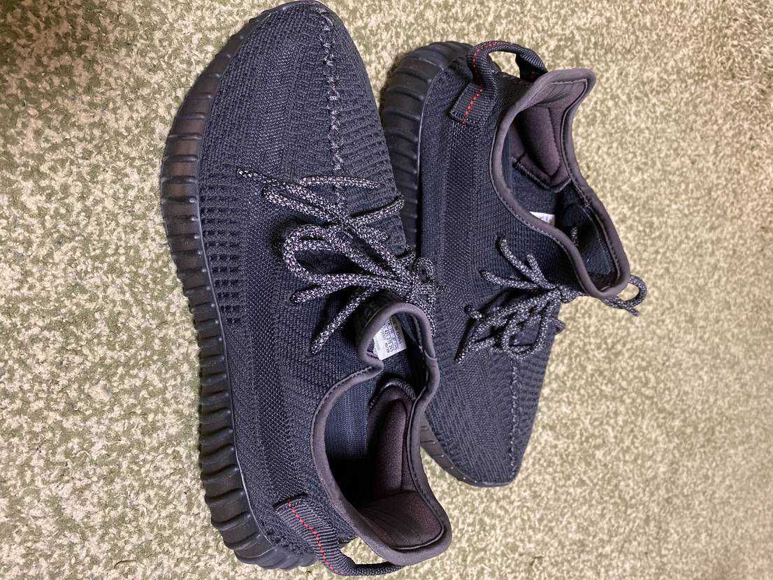 adidas YEEZY Boost 350 V2 "Black"