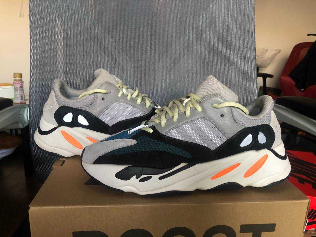 adidas YEEZY Boost 700 "Wave Runner"